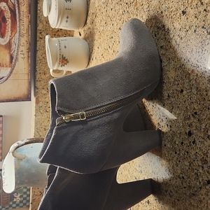 Shoe